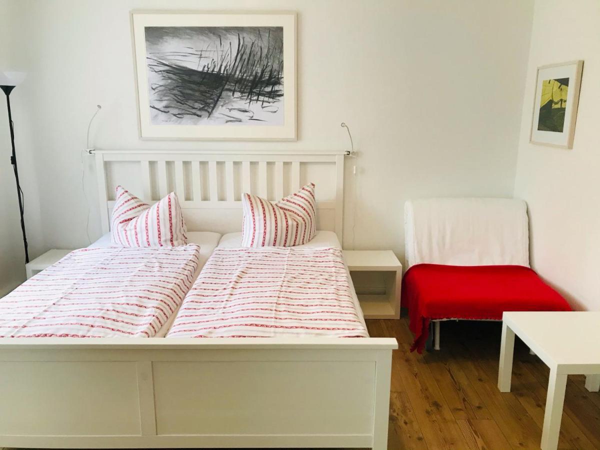 32 Guest house Kropelin